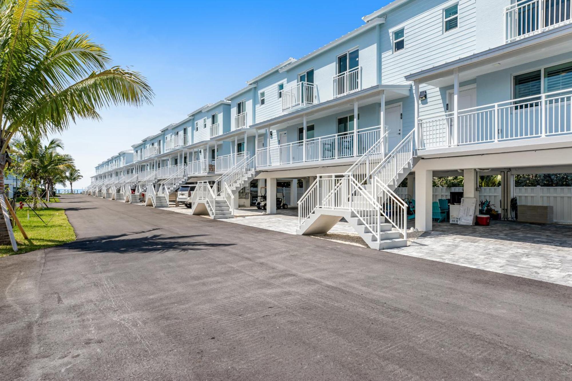 Mermaid'S Retreat Marathon Exterior photo