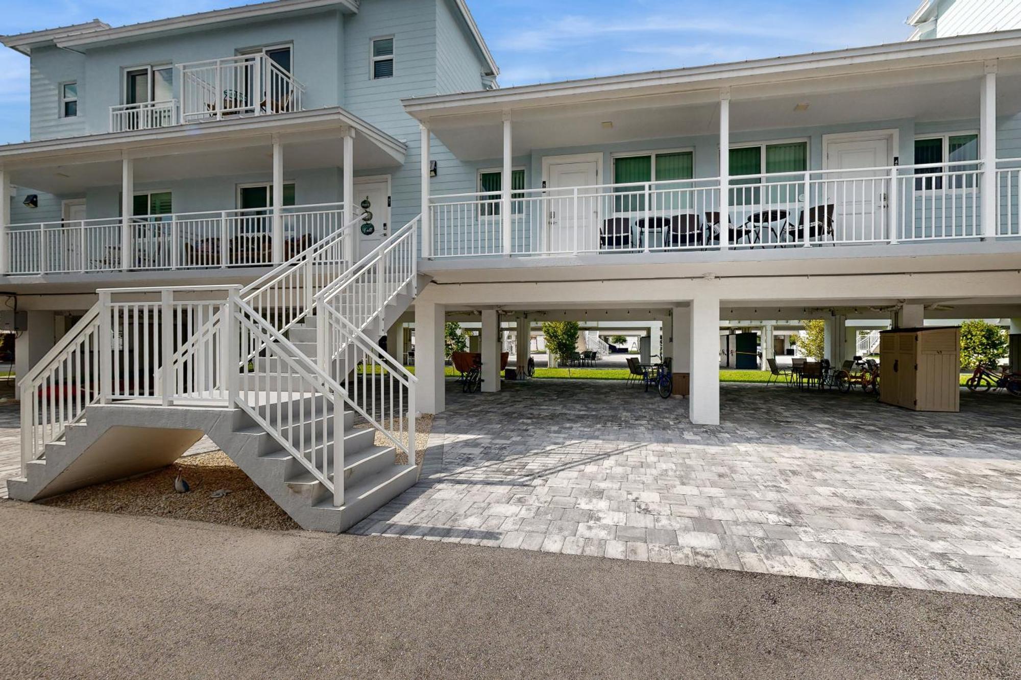 Mermaid'S Retreat Marathon Exterior photo